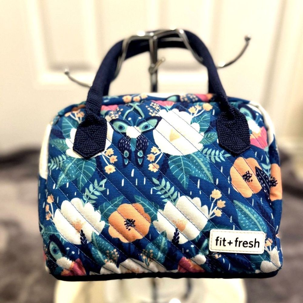 Fit & Fresh Anastasia Bag Flutter Floral Blue Lunch Bag: Pre-Owned